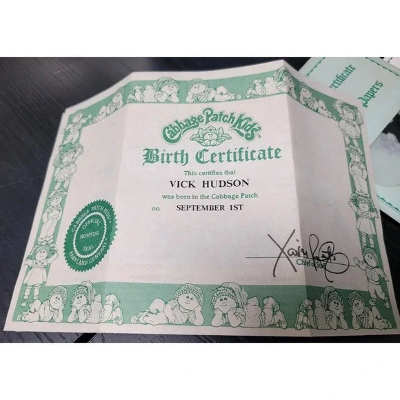 1985 Cabbage Patch Kids Boy Doll Vick Hudson Sept 1st Cert & Box READ 1 - Picture 5 of 16